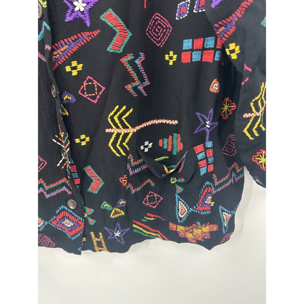 Chico's Vintage Bohemian Mixed Media Art to Wear All Over Print Top Size 2/L - Picture 3 of 5